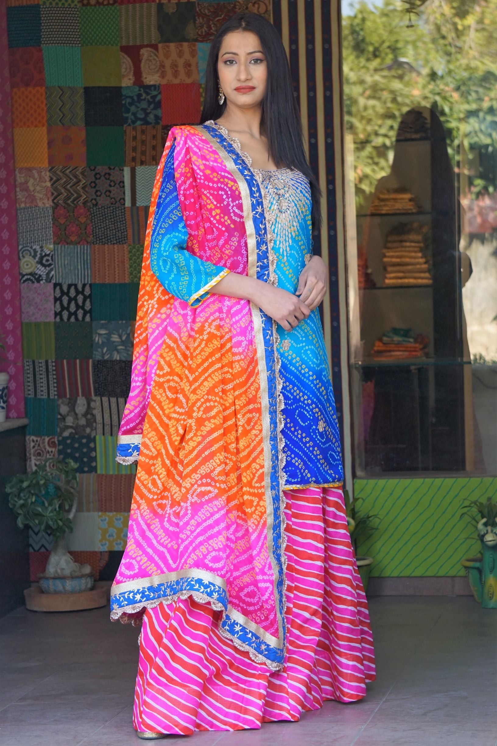 Women Kurtas Skirt Set Varanga - Buy Women Kurtas Skirt Set Varanga online  in India