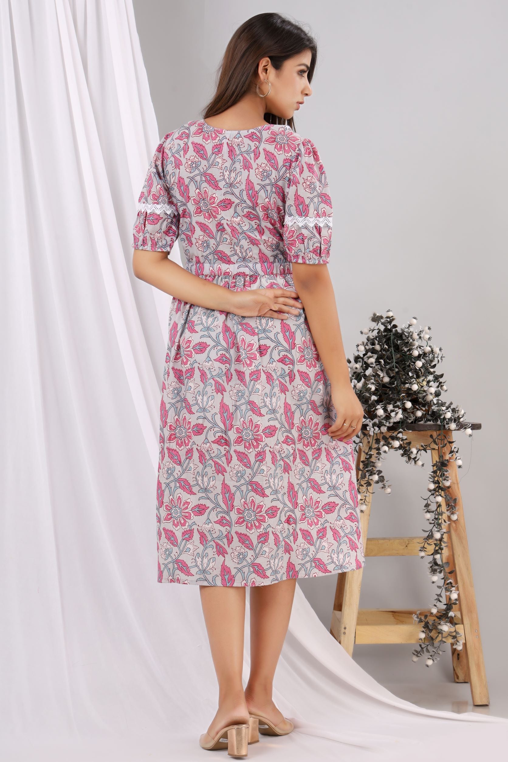 Grey Pink Cotton Printed Floral Dress